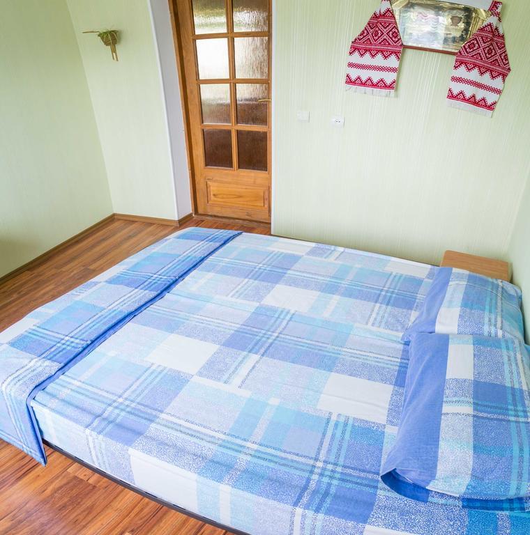 Guest House Cherepaha Kamianets-Podilskyi Εξωτερικό φωτογραφία